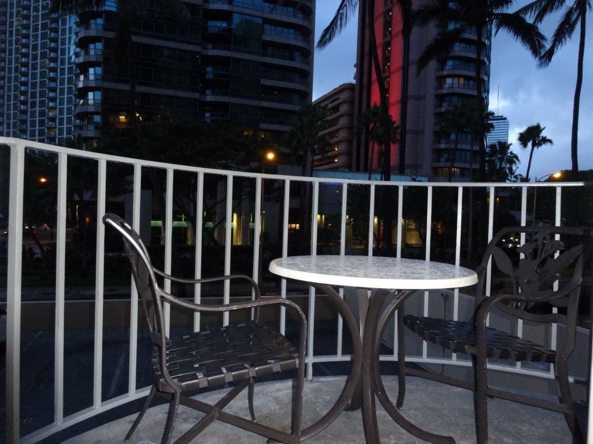 Waikiki 2Br King/King Beds Newly Renovated Apartamento Honolulu Exterior foto